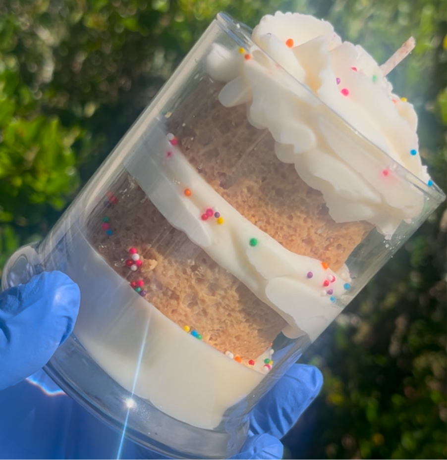 Birthday cake candle