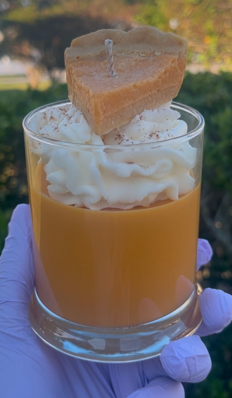Pumpkin pie candle