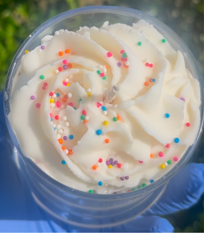 Birthday cake candle