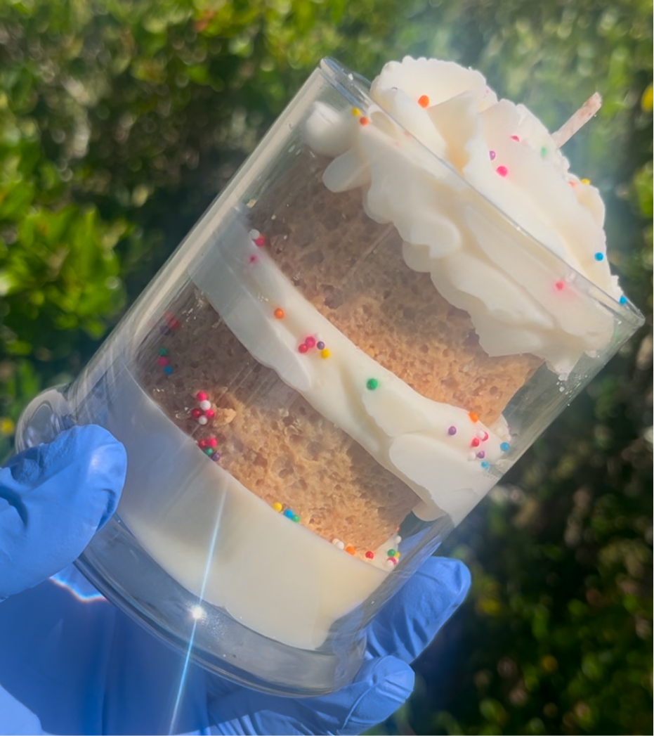 Birthday cake candle